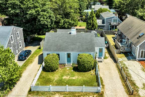 Beach Days Made Easy Near Colonial Acres (2332) - Image 1