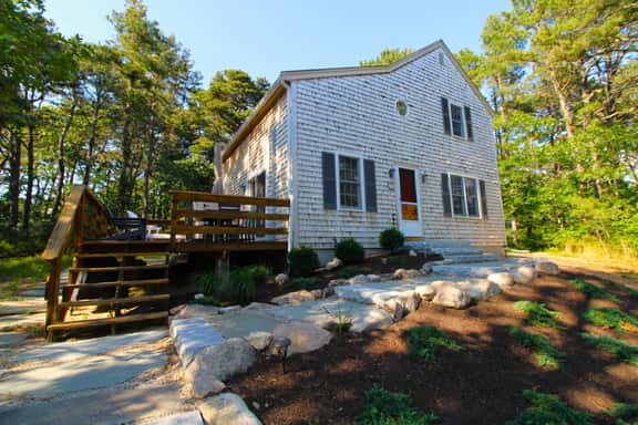 Renovated Wellfleet Retreat: Comfort Amidst Pine Trees (2384) - Image 1