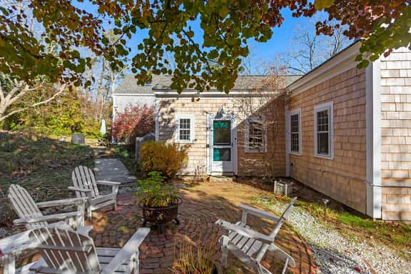 Wellfleet 4BR Home & Cottage – Walk to Bay! RPMC008 - Image 1