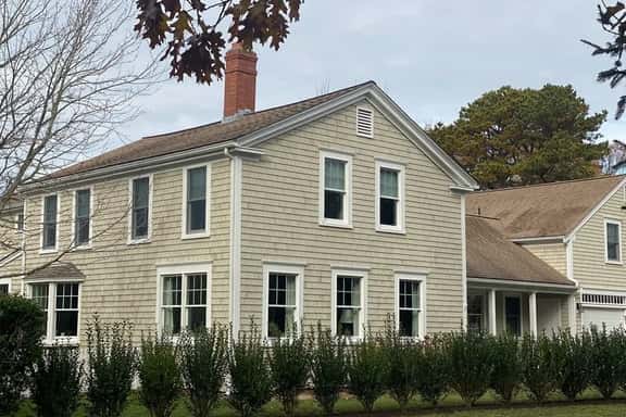 New for 2026! Right in Cotuit village and steps to Loop beach RPMS171 - Image 1