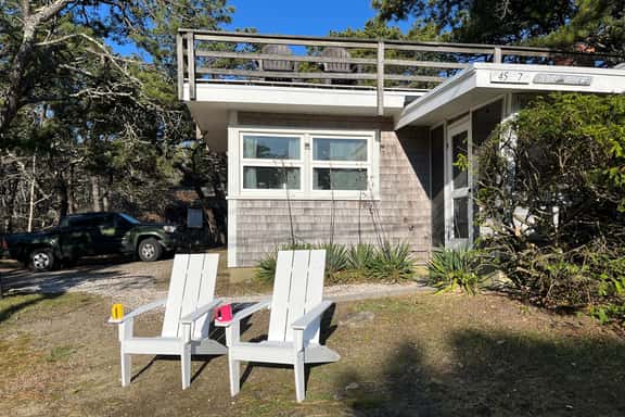 Surf Side (Surf Rider) many upgrades, walk to Lecount Hollow!  (CS0057) - Image 1