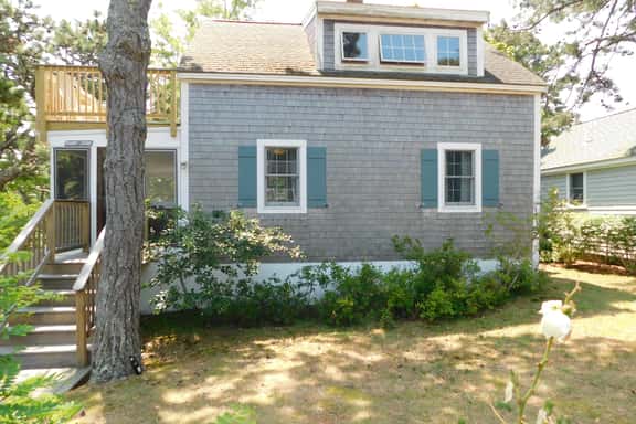 Surf Side! Cottage colony, steps to Lecount Hollow Beach(Surf Side)! (CS0068) - Image 1