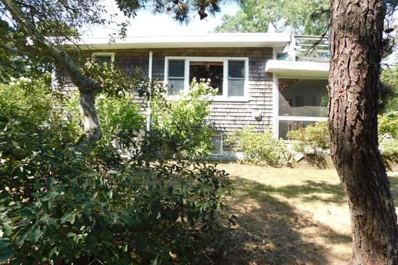 Surf Side, iconic sweet cottage, (Bonnie Dune) near Lecount Hollow (CS0058) - Image 1