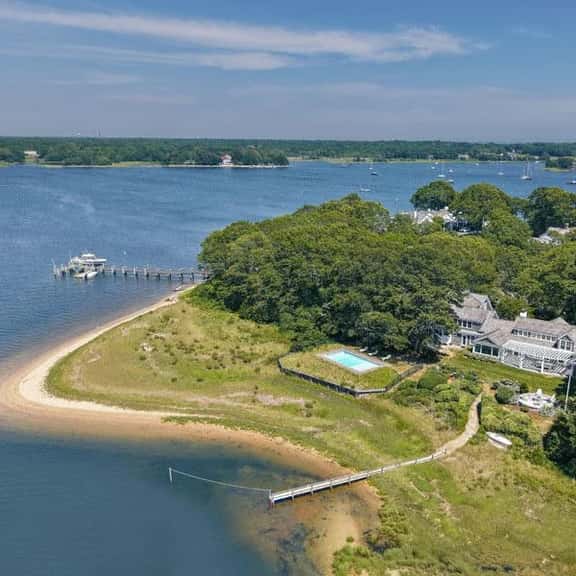 Luxury Oyster Harbors Retreat With World Class Amenities RPAM057 - Image 1