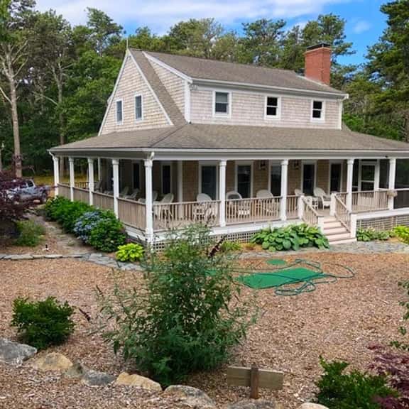 Find Your Wellfleet Vacation in this Stunning Home (1682) - Image 1