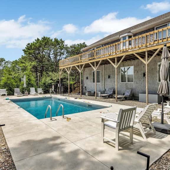 Great Island Home, Pool, 3 Private Beaches, 1 Dog Considered! (1913) - Image 1