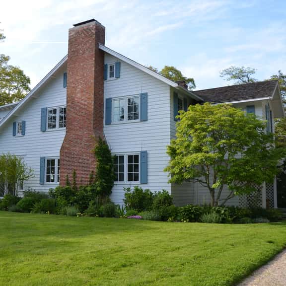 Rare Osterville family in an Unbeatable Location RPMS009 - Image 1