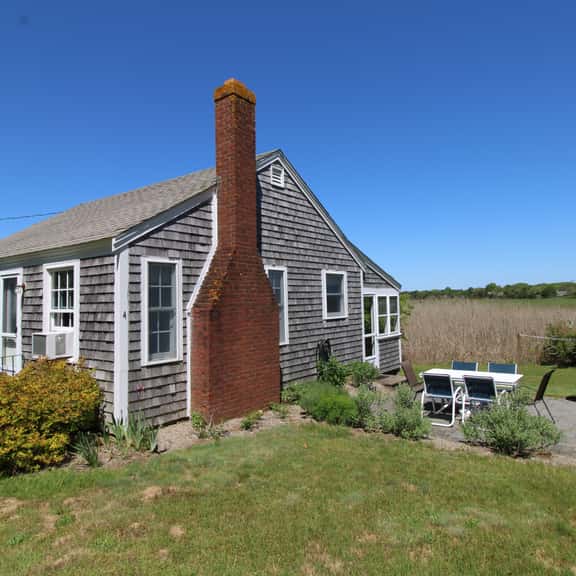 Cozy Cottage Near Rock Harbor (2223) - Image 1