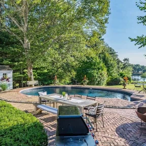 Spacious Osterville rental home with heated pool. RPMS011 - Image 1