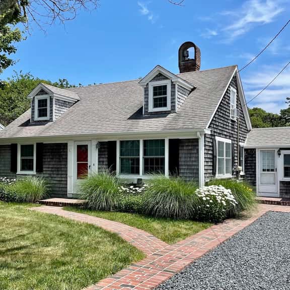 The Whale's Tail Cottage- A Retreat With Charm and Comfort to Spare! RPAM016 - Image 1