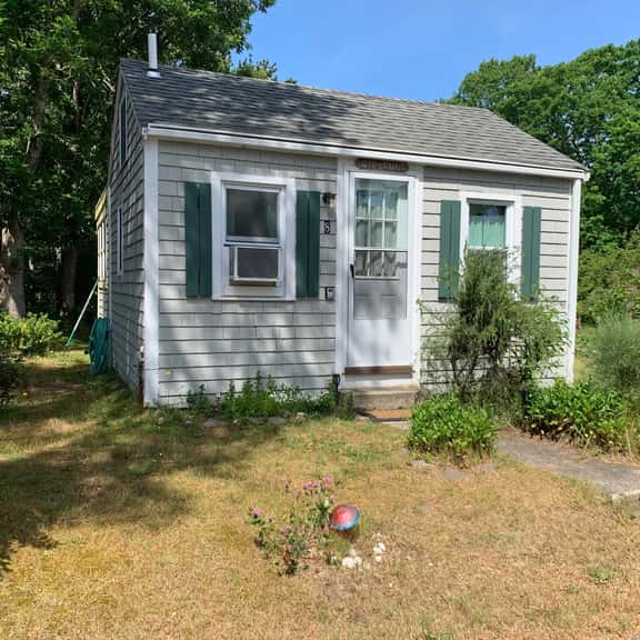 Studio Cottage w/ Oak Floors and Knotty Pine Walls (CS0003) - Image 1