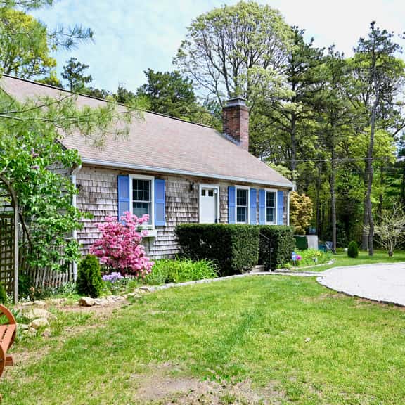 Private Oasis Near Rail Trail, Beaches, Dining (2425) - Image 1