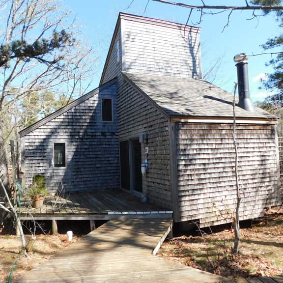 Iconic 70s style cute condo cottage in Deck 2, on a pond! (CS0055) - Image 1