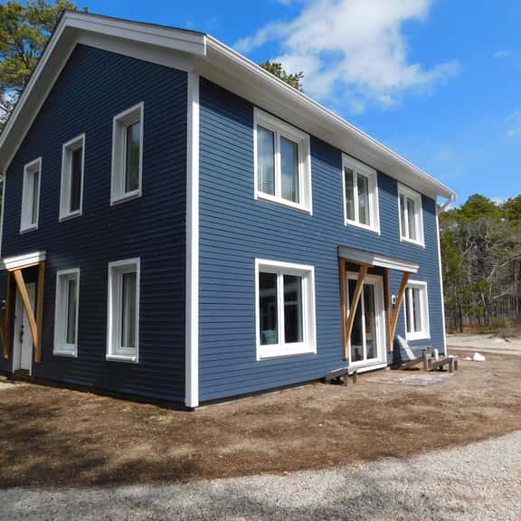 Brand new GORGEOUS contemporary home (CS0054) - Image 1