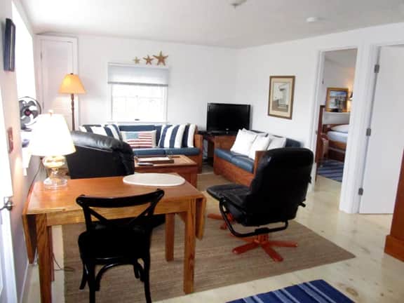 Light & Airy Home with Harbor Views (1431) - Image 4