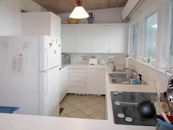 Beachfront Home with Stunning Views (1464) - Image 4