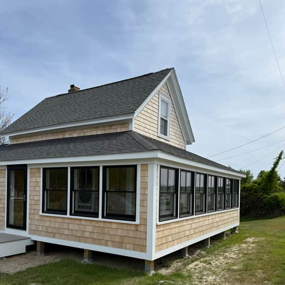 3 Bedroom Cottage by the Harbor (1667) - Image 3