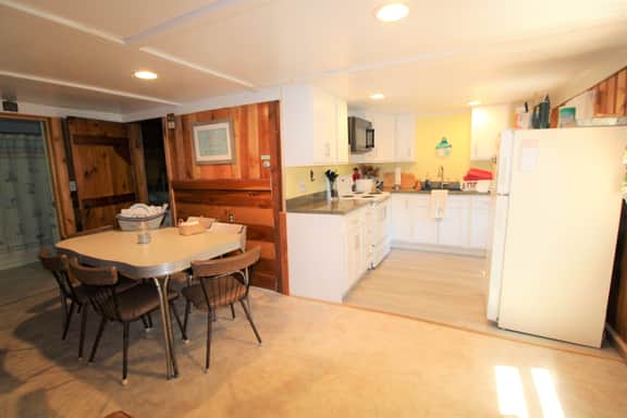 Pets Welcome Near Town & Bike Trail (1471) - Image 3