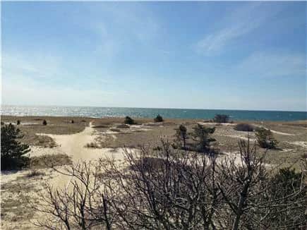 Short Distance to Downtown Harwichport & Beach! (1584) - Image 3