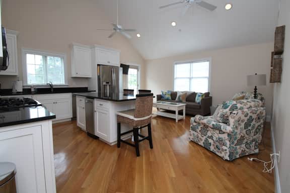 Harwichport Center Condo, Walk to Beach! (1585) - Image 5