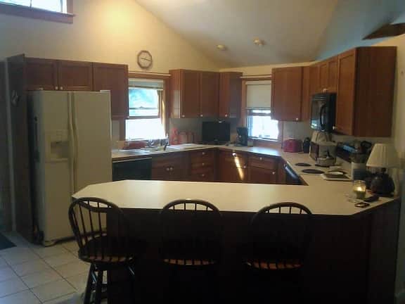 Pet Friendly Home, Short Walk to the Beach! (1807) - Image 2