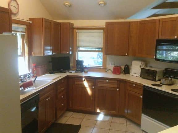 Pet Friendly Home, Short Walk to the Beach! (1807) - Image 3
