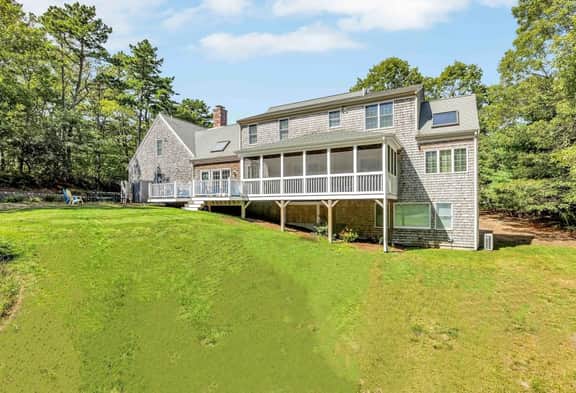 Five Bedrooms Plus a Fully Equipped Game Room! (2085) - Image 3