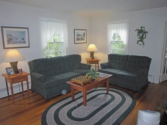 4BR Cape Style Near Saints Landing and Paines Creek (2086) - Image 4
