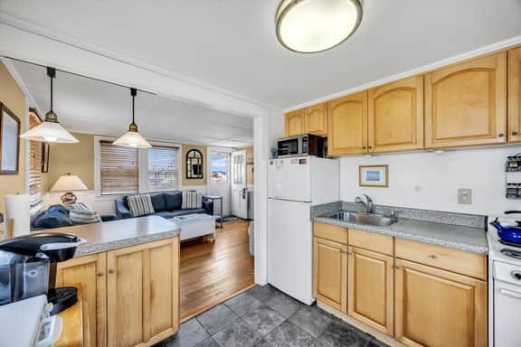 Waterfront Cottage With Private Beach! (2052) - Image 3