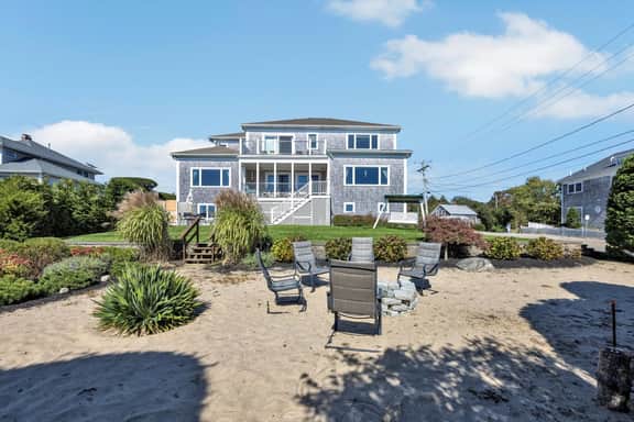 Waterfront Grandeur on Bayview Beach (2198) - Image 3