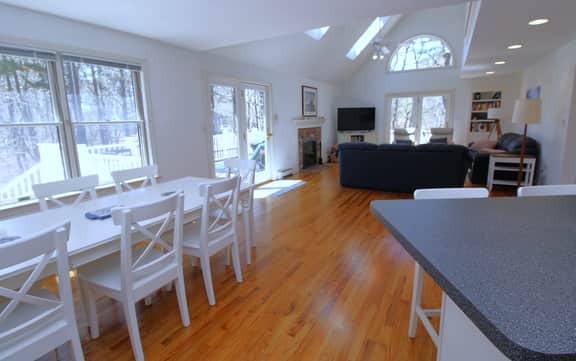 Recently Renovated Sprawling Home (2424) - Image 5