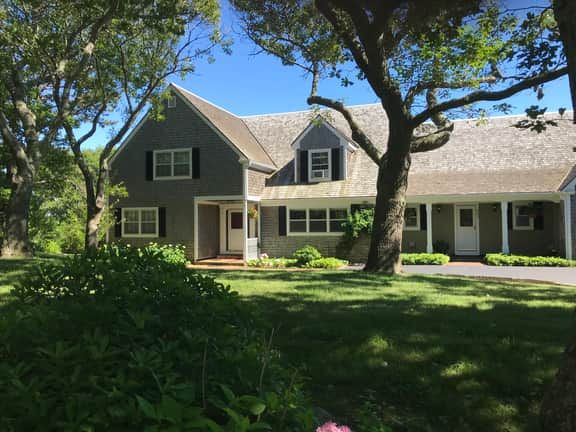 Large waterfront family home in a great location, spectacular views! RPSH003 - Image 2