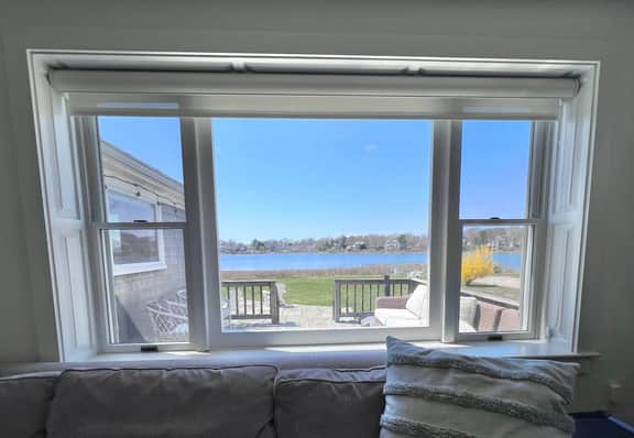 Just Renovated Waterfront Home .25 Miles To The Beach (2260) - Image 4