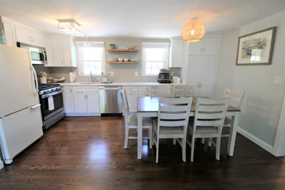 Recently Renovated Gem In Private Neighborhood (2261) - Image 3