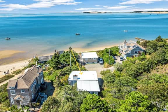 Water Facing Home on Hiawatha Beach (2246) - Image 4