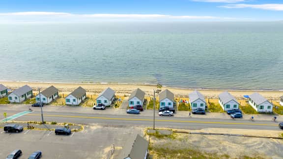 Water Front Days Cottage #15 (2255) - Image 2