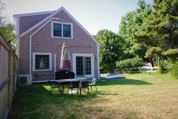 Custom Spacious Apartment (2285) - Image 2
