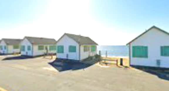 Bay Front Days Cottage #12 (2254) - Image 4