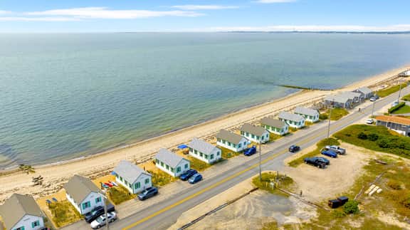 Water Front Days Cottage #2 (2257) - Image 2