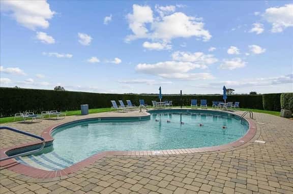 Luxury condo in Chatham with amenities! RPMS119 - Image 5
