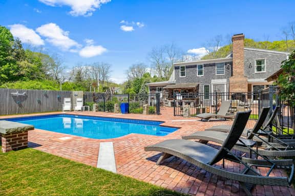 Luxury Cape Cod Compound-Heated Pool*Outdoor Kitchen*3 Connected Units (2302) - Image 3