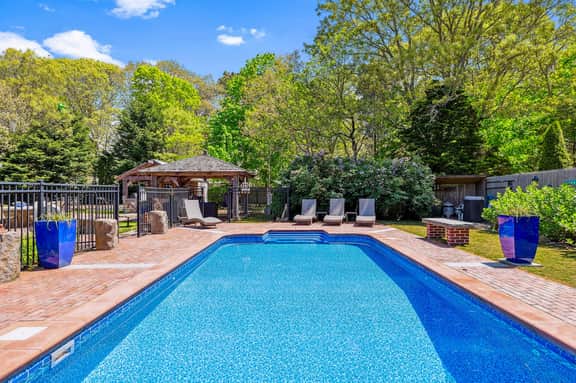 Luxury Cape Cod Compound-Heated Pool*Outdoor Kitchen*3 Connected Units (2302) - Image 4