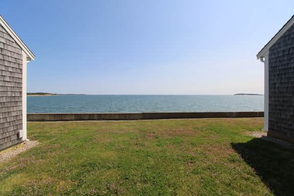 Wellfleet Harbor Facing Adorable Cottage (2308) - Image 2