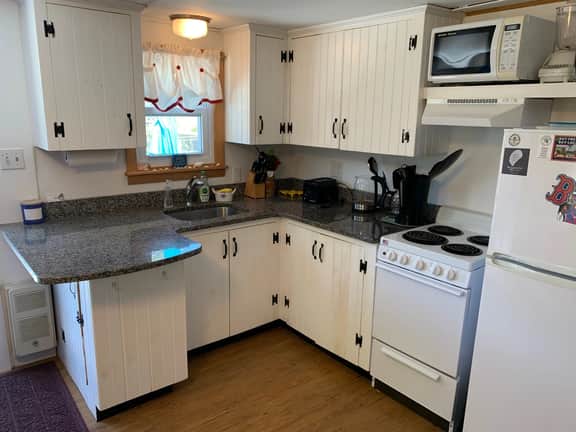 Sweet Cape Cod Cottage! (CS0011) - Image 5