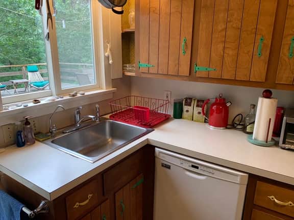 Sweet Comfortable Home in the Woods, Oceanside (CS0026) - Image 4