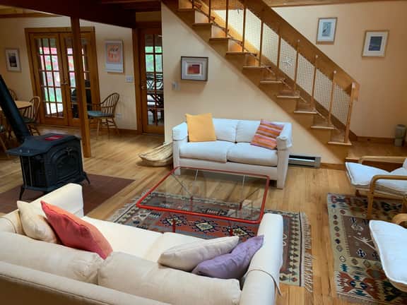 Gorgeous Light and Airy 4 Beds in the woods! (CS0030) - Image 4