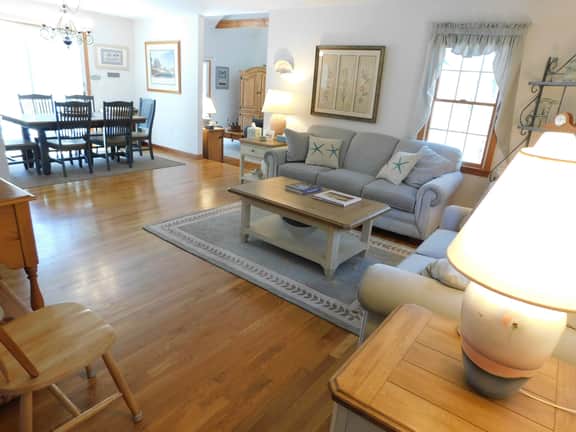 Immaculate Home in the Woods (CS0033) - Image 3