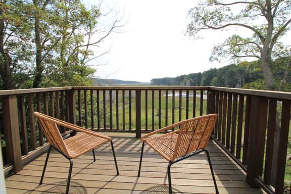 Water View Retreat Close to Indian Neck Beach (2319) - Image 4