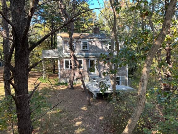Quiet, cozy home in the woods CS0038 - Image 3