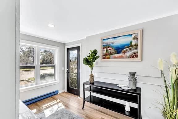 Perfectly Located Large House Just Steps From The Beach! RPAM066 - Image 4